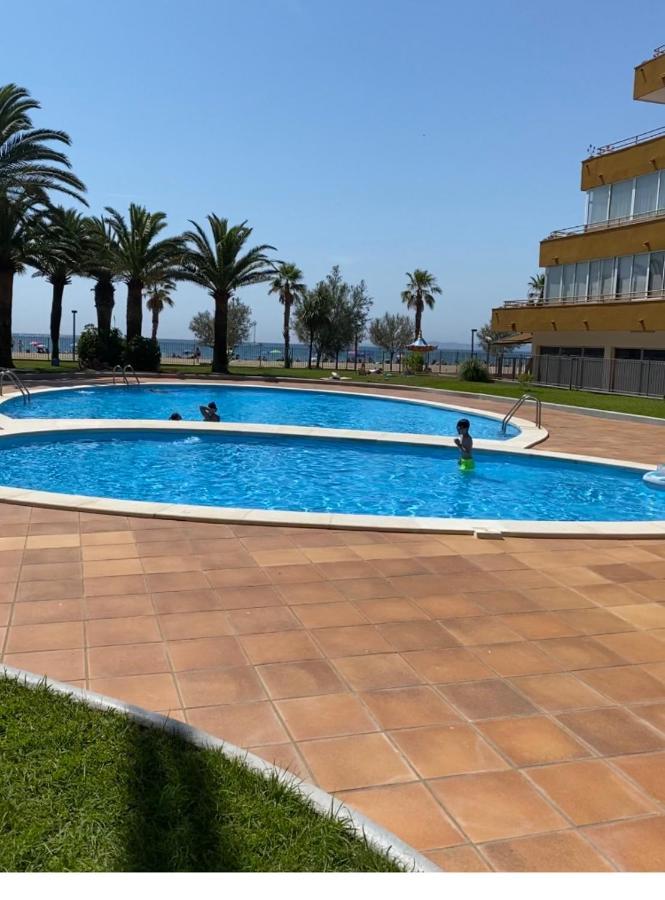 Holiday Con Vistas A Playa Y Con Piscina Rosas Exteriör bild